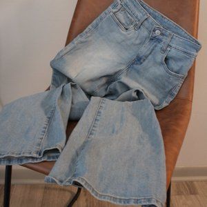 Levis jeans